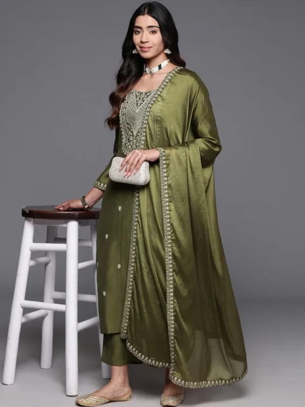 Light_Green_Cotton_Straight_Printed_Kurta_With_Pant_&_Dupatta_For_Women