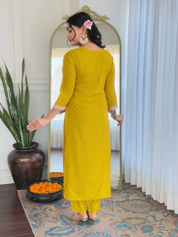 Yellow_Cotton_Printed_Kurta_Set_For_Women