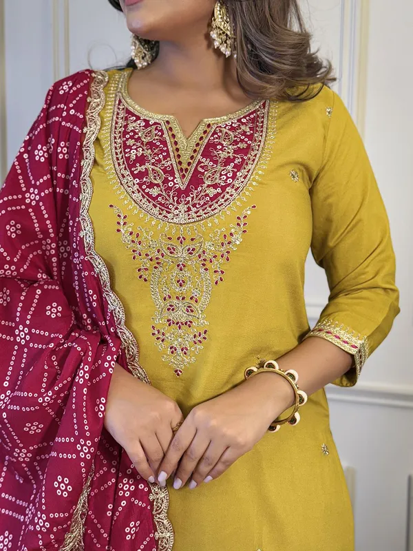 Yellow_Viscose_Rayon_Embroidered_Straight_Kurta_Pant_Set_For_Women