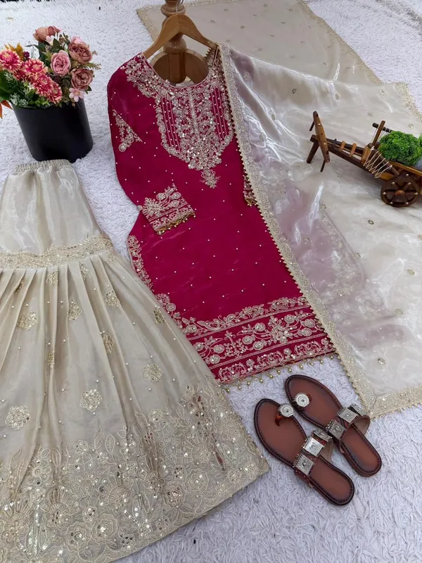Pink_Heavy_Silk_Embroidered_Sequin_Kurta_Set_For_Women