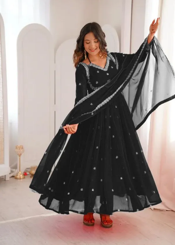 Black_Georgette_Embroidered_Anarkali_Kurta_Dupatta_Set_For_Women