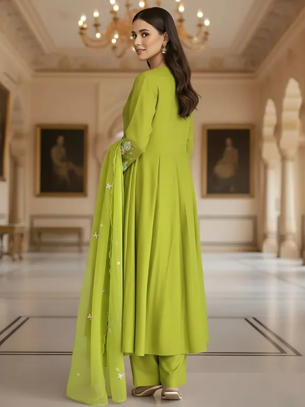 Green_Cotton_Anarkali_Embroidered_Kurta_Set_For_Women