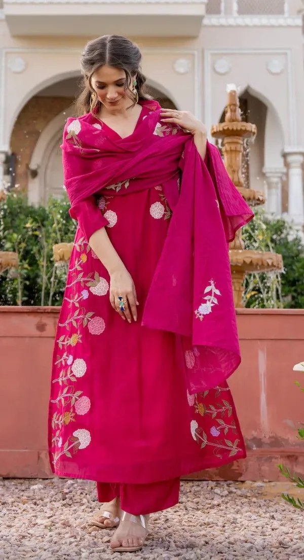 Pink_Cotton_Straight_Floral_Embroidered_Kurta_Set_For_Women