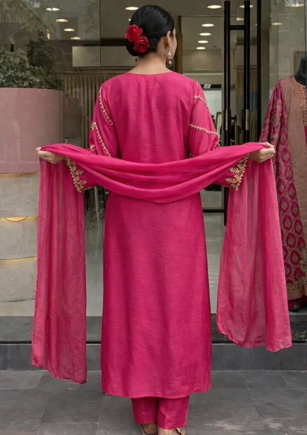 Pink_Cotton_Embroidered_Kurta_Set_For_Women