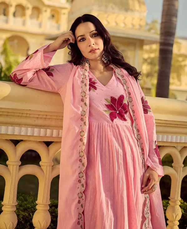 Pink_Cotton_Butti_Flared_Anarkali_Embroidered_Kurta_Set_For_Women