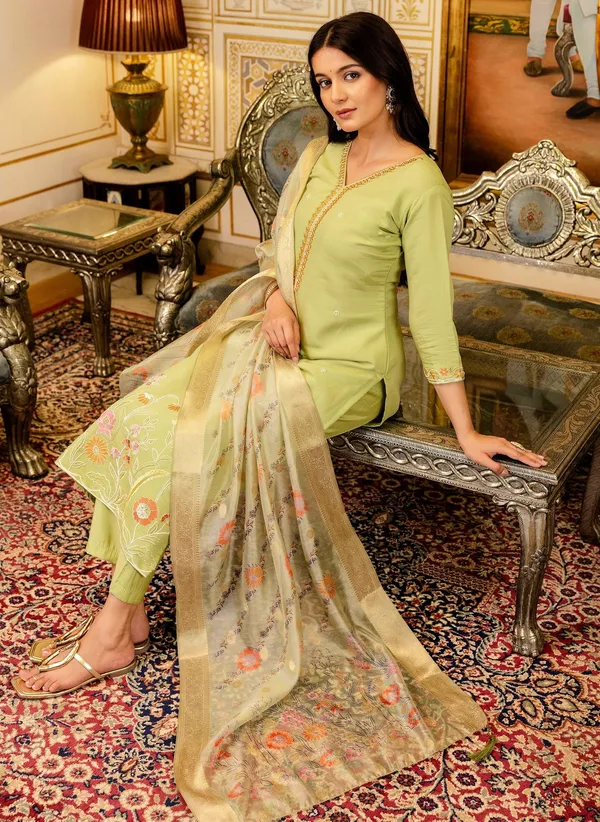 Lemon_Viscose_Straight_Embroidered_Kurta_Set_For_Women