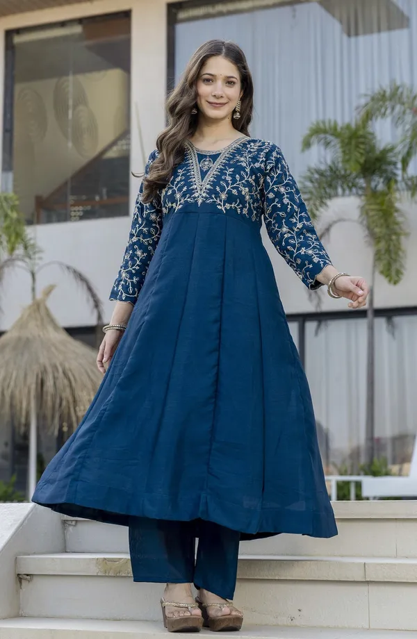 Blue_Cotton_Embroidered_Kurta_With_Pant_&_Dupatta_For_Women