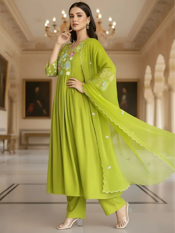 Green_Cotton_Anarkali_Embroidered_Kurta_Set_For_Women