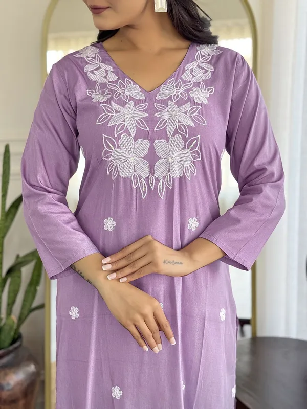 Lavender_Rayon_Straight_Embroidered_Kurta_Set_For_Women