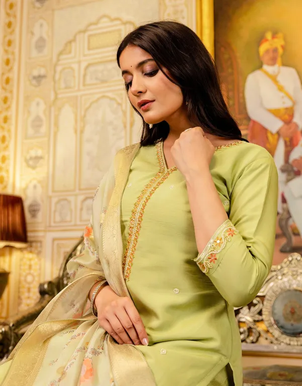 Lemon_Viscose_Simar_Floral_Embroidered_Straight_Kurta_Set_For_Women