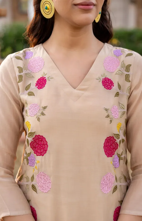 Cream_Cotton_Straight_Floral_Embroidered_Kurta_Set_For_Women