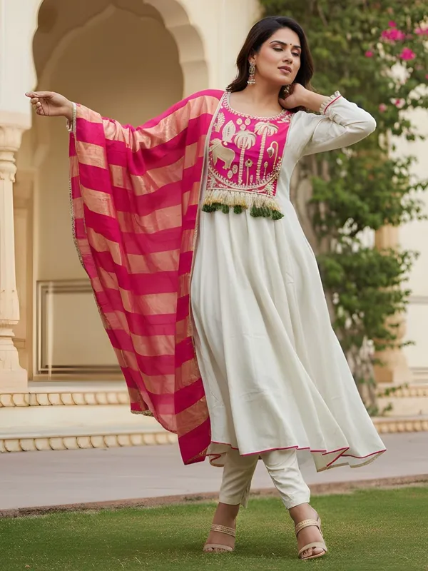 Pink_Silk_Straight_Embroidered_Kurta_Set_For_Women