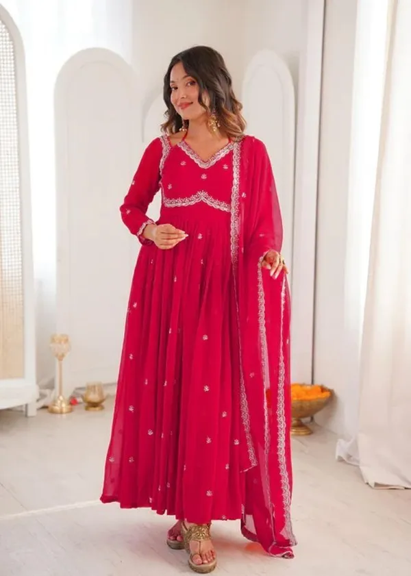 Red_Georgette_Anarkali_Embroidered_Kurta_Set_For_Women