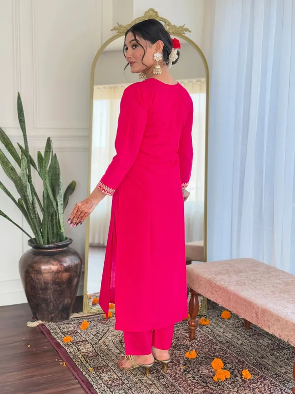 Pink_Cotton_Printed_Kurta_Set_For_Women