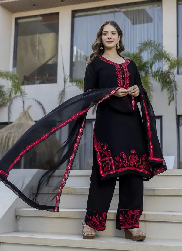 Black_Georgette_Straight_Thread_Embroidered_Kurta_Set_For_Women