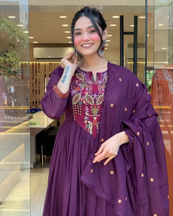 Purple_Chanderi_Embroidered_Anarkali_Kurta_Set_For_Women