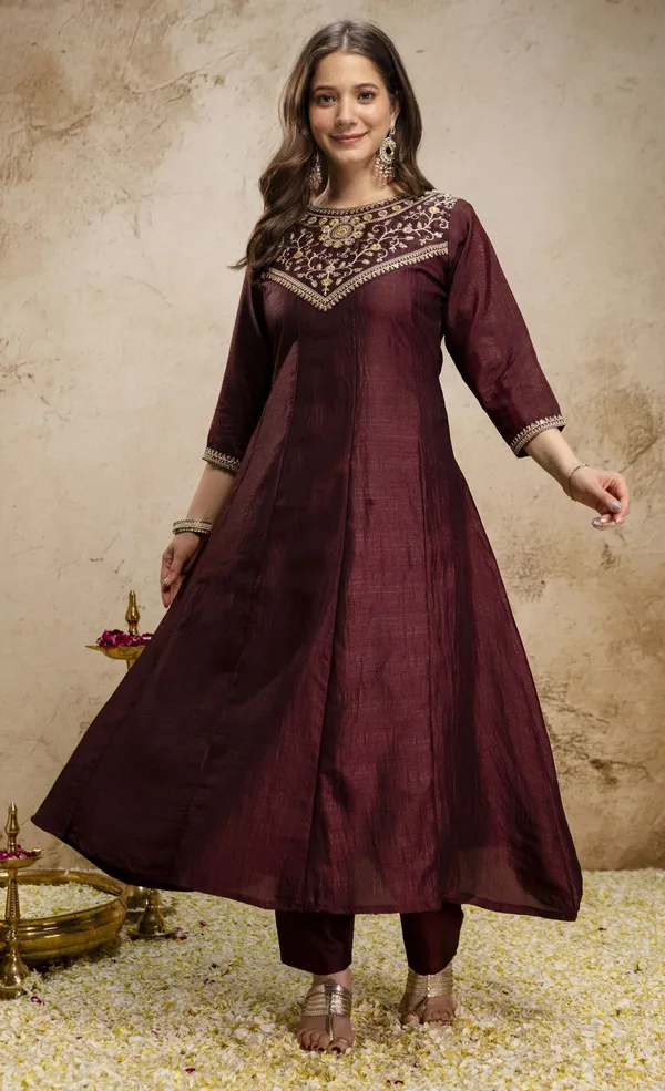 Purple_Vichitra_Silk_Embroidered_Straight_Kurta_Pant_Dupatta_Set_For_Women