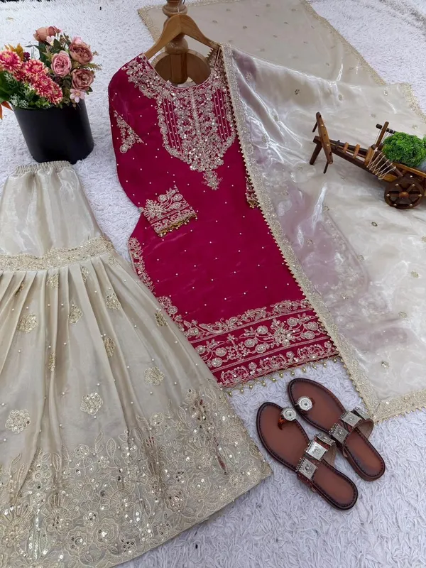 Pink_Heavy_Silk_Embroidered_Sequin_Dori_Work_Kurta_Set_For_Women