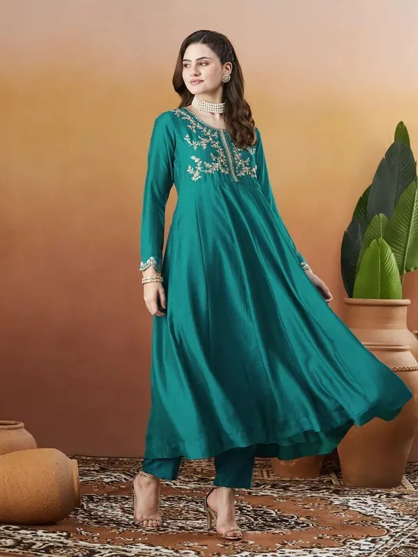 Beige_Cotton_Anarkali_Zari_Embroidered_Kurta_Set_For_Women