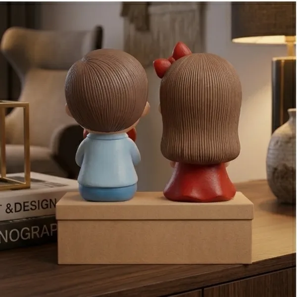 Polyresin_Hand_Painted_Seated_Heart_Couple_Showpiece