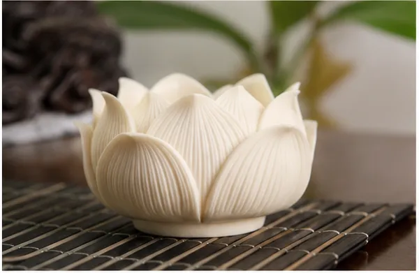 Polyresin_Matte_White_Baby_Buddha_Monk_Lotus_Candle_Holder