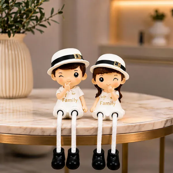 Polyresin_Hand_Painted_Heart_Seated_Couple_Doll_Showpiece