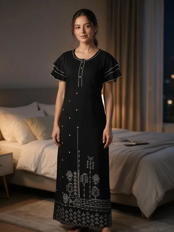 Black_Alpine_Relaxed_Fit_Long_Nightdress_For_Women