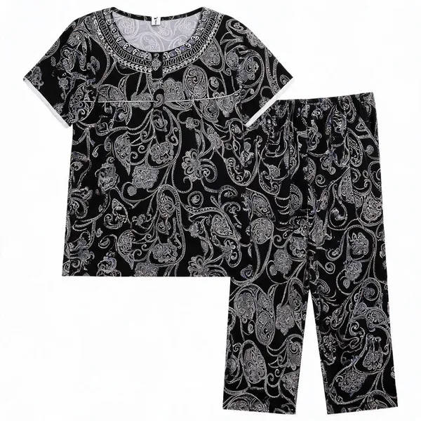 Black_Alpine_Short_Sleeve_Nighty_For_Women