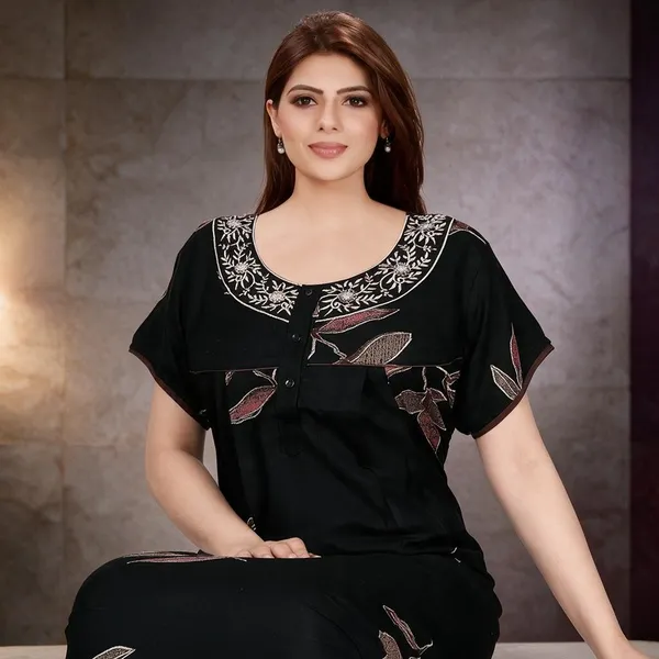Black_Alpine_Night_Suit_For_Women