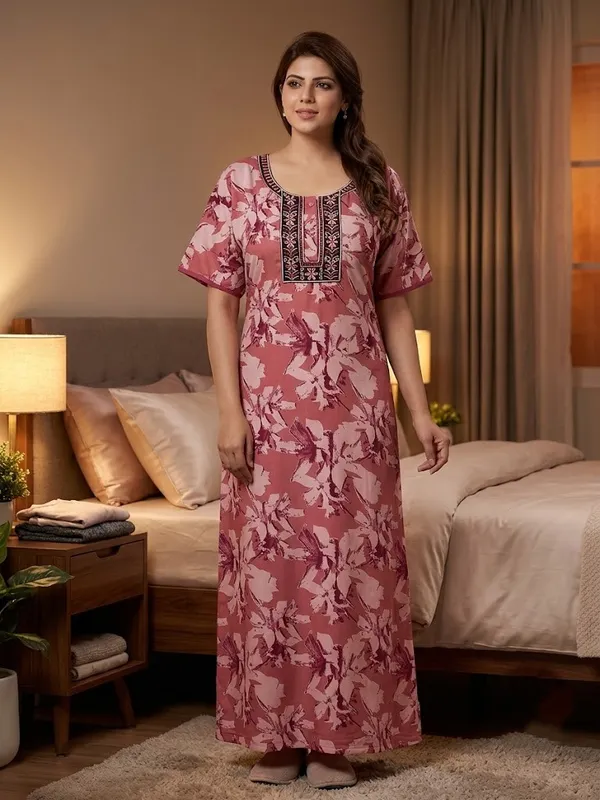Pink_Alpine_Short_Sleeve_Night_Suit_For_Women