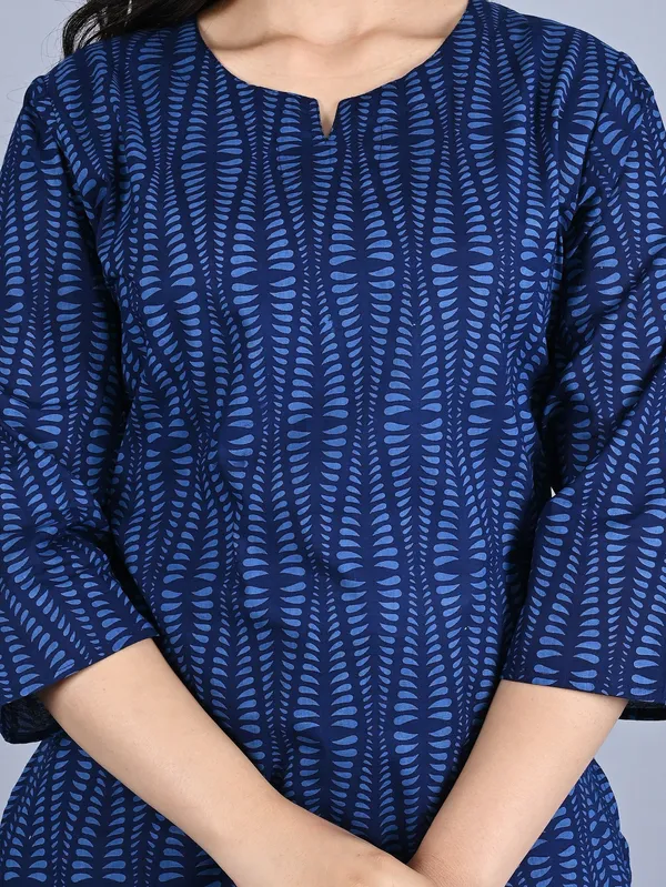 Ayush_Textiles_Women_Printed_Blue_Top_And_Pyjama_Set