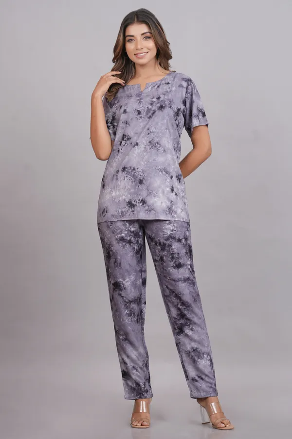 Ayush_Textiles_Women_Printed_Silver_Night_Suit_Set