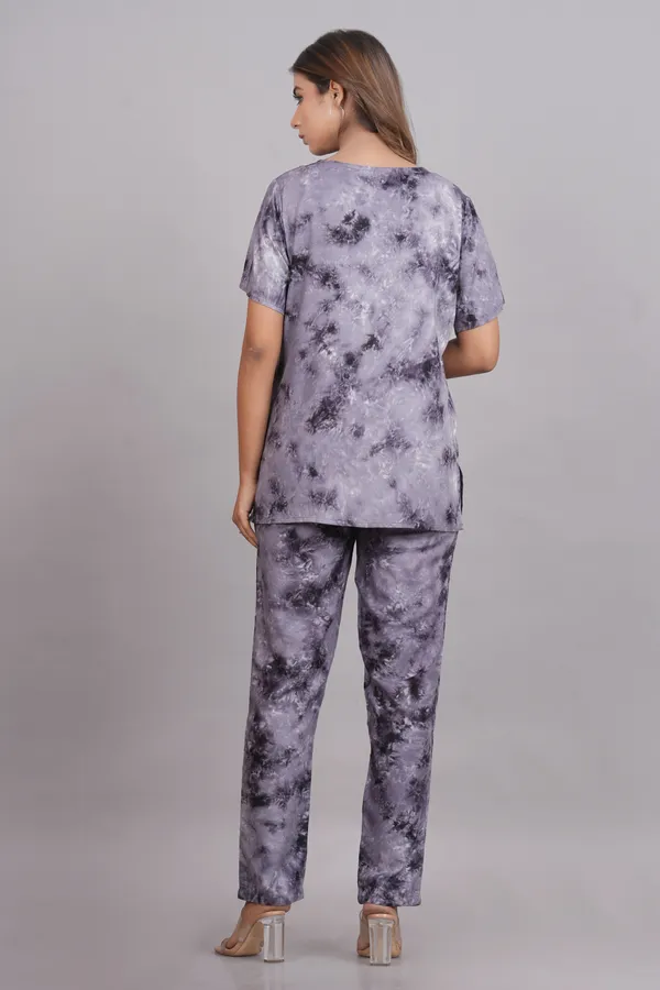 Ayush_Textiles_Women_Printed_Silver_Night_Suit_Set