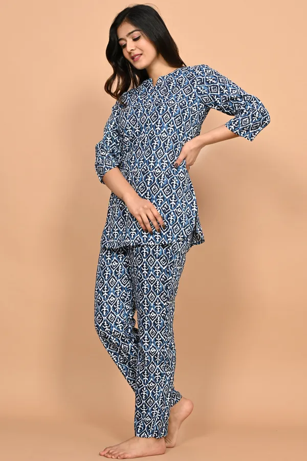 Ayush_Textiles_Women_Floral_Print_Blue_Top_And_Pyjama_Set
