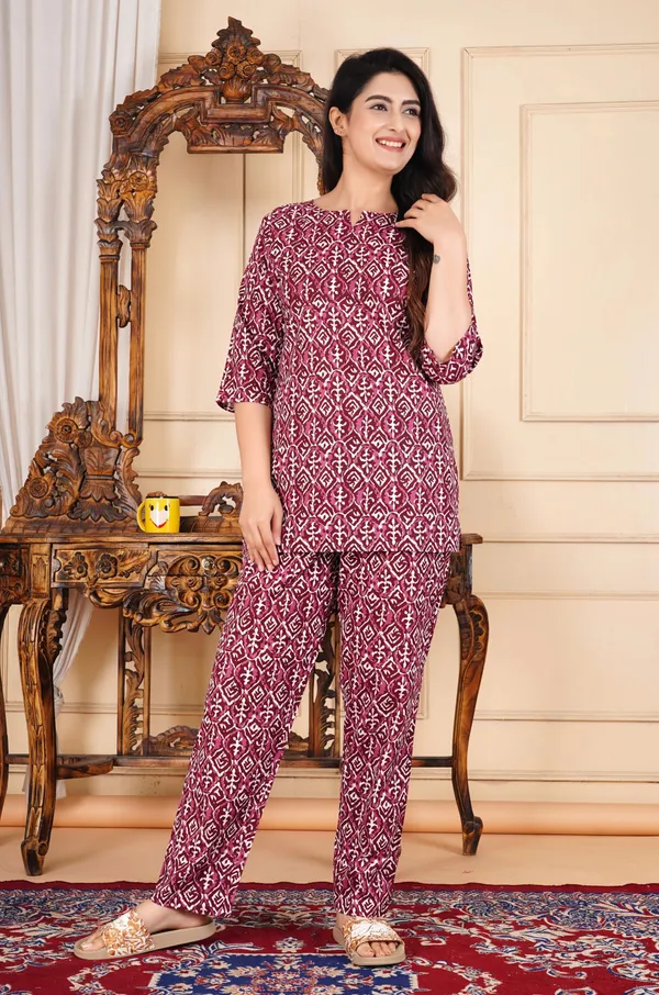 Ayush_Textiles_Women_Floral_Print_Maroon_Top_And_Pyjama_Set