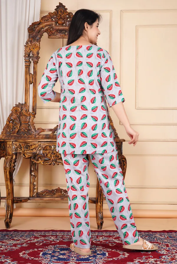 Ayush_Textiles_Women_Floral_Print_Silver_Top_And_Pyjama_Set