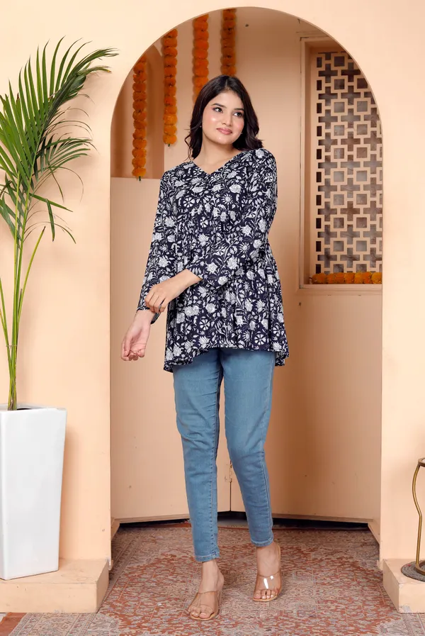Gl_New_Stylish_Indigo_Blue_V_Neck_Top