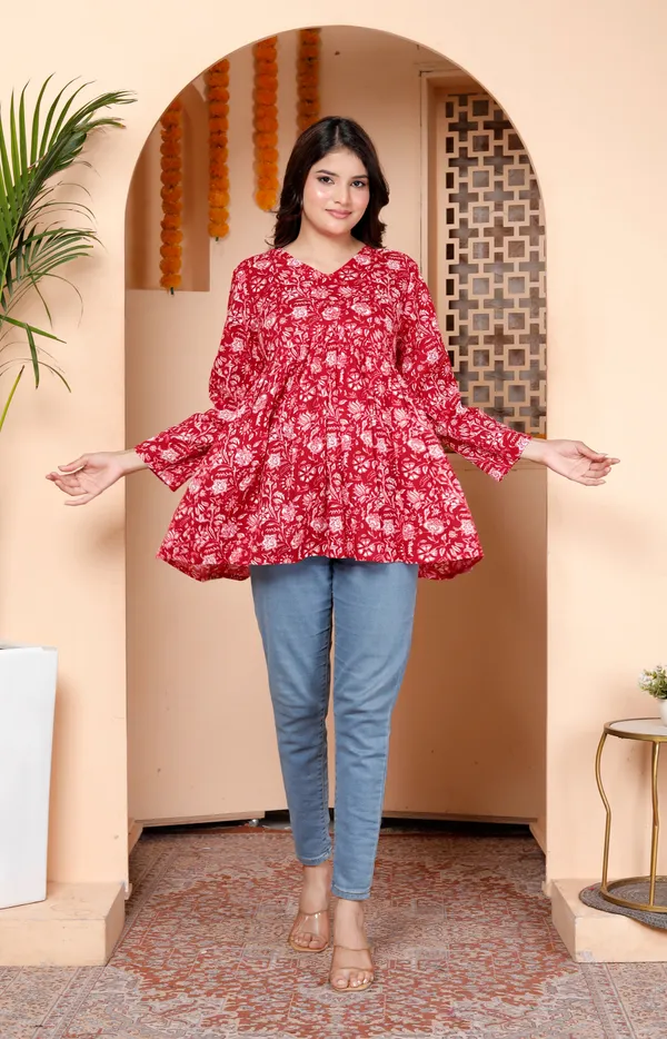 Gl_New_Stylish_Red_V_Neck_Top_Cotton_Kurti