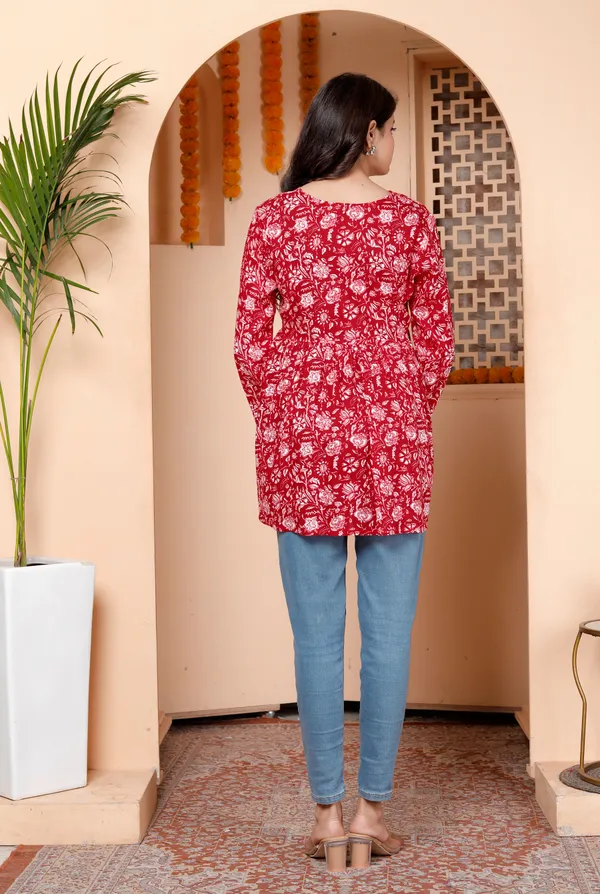 Gl_New_Stylish_Red_V_Neck_Top_Cotton_Kurti