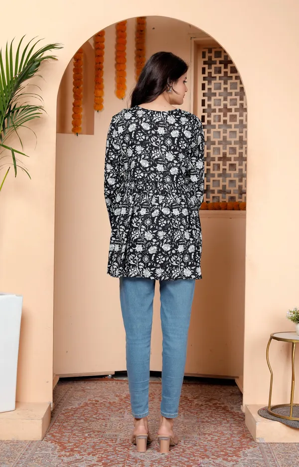 Gl_New_Stylish_Black_V_Neck_Top_Cotton_Kurti