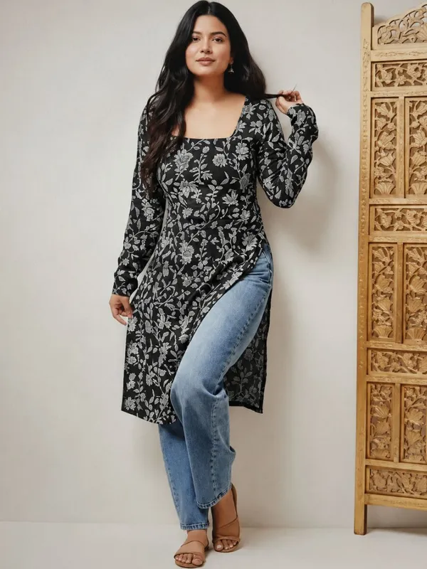 Bibhatsu_Apparels_Women's_Black_Floral_Printed_A_Line_Kurti_Square_Neck_Casual_Office_Wear_Cotton_Kurti