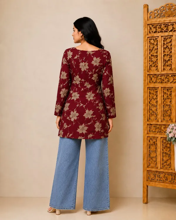 Bibhatsu_Apparels_Women's_Maroon_Floral_Printed_Straight_Kurti_Square_Neck_Casual_Office_Wear_Cotton_Kurti