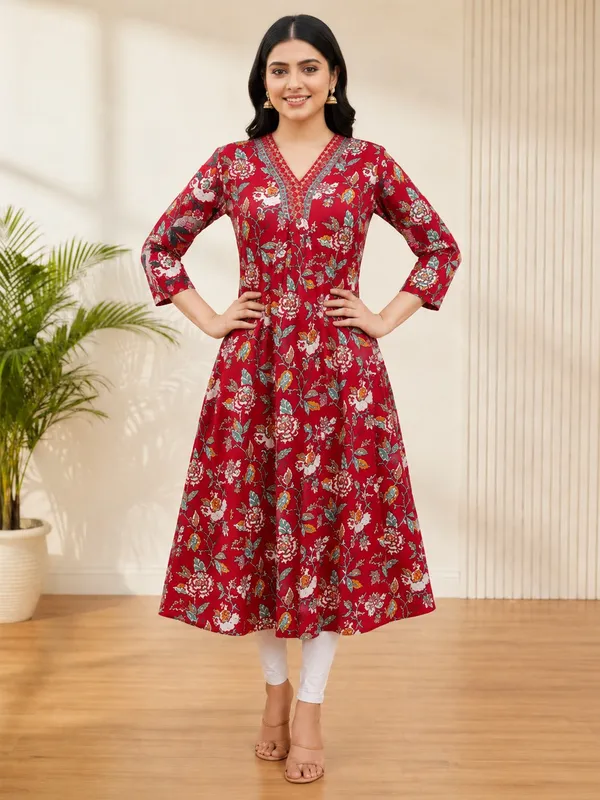 Bibhatsu_Apparels_Women's_Red_Floral_Printed_Anarkali_Cotton_Kurti_V_Neck_Flared_Fit