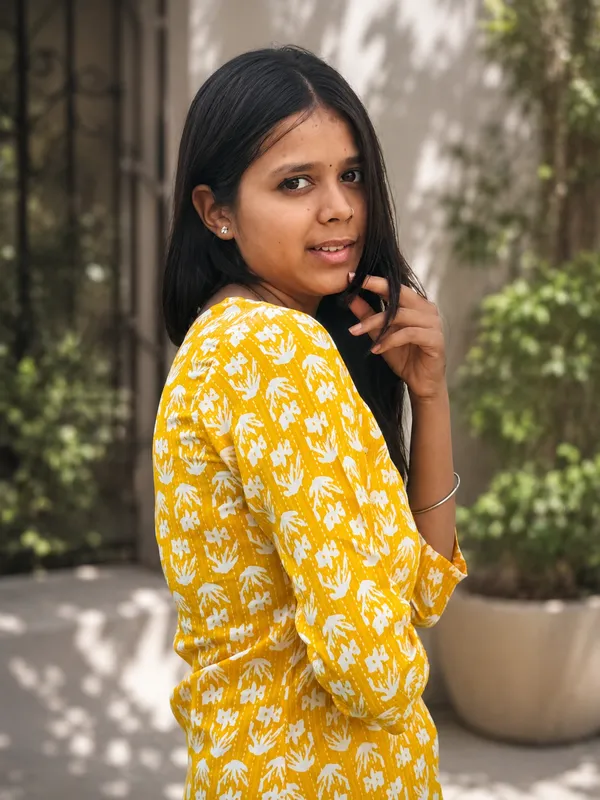 Bibhatsu_Women's_Mustard_Yellow_Printed_Top_Round_Neck_3_4_Sleeve_Casual_Wear_Cotton_Kurti