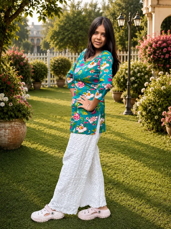 Bibhatsu_Women's_Green_Floral_Printed_Casual_Cotton_Kurti_Top