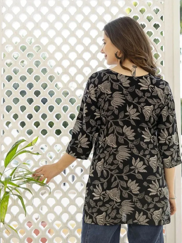 Bibhatsu_Apparels_Women's_Black_Lotus_Flower_Stylish_Casual_Office_Wear_Cotton_Kurti