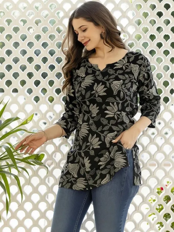 Bibhatsu_Apparels_Women's_Black_Lotus_Flower_Stylish_Casual_Office_Wear_Cotton_Kurti