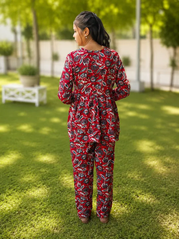 Bibhatsu_Women's_Premium_Red_Floral_Printed_Cotton_Blend_Co_Ord_Set_Casual_Daily_Wear