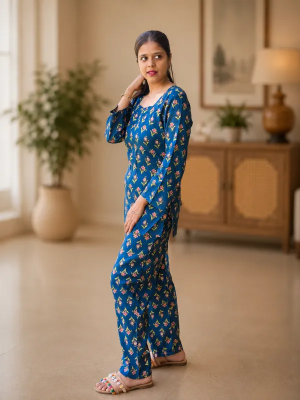 Bibhatsu_Women's_Blue_Floral_Printed_Co_Ord_Set_Premium_Casual_Daily_Wear
