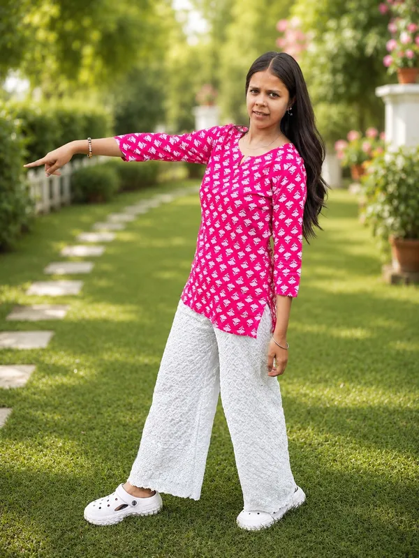 Bibhatsu_Women's_Pink_Printed_Cotton_Short_Kurti_3_4_Sleeve_Casual_Daily_Wear